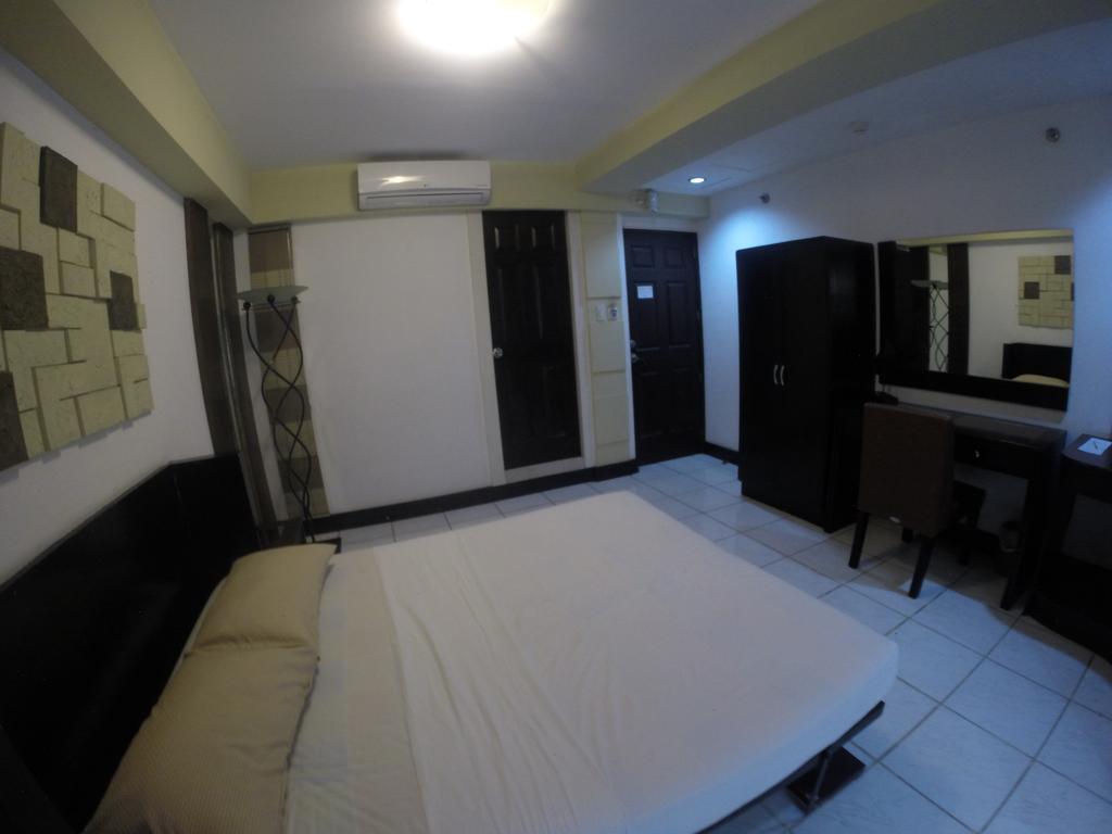 Urban Inn Iloilo Εξωτερικό φωτογραφία